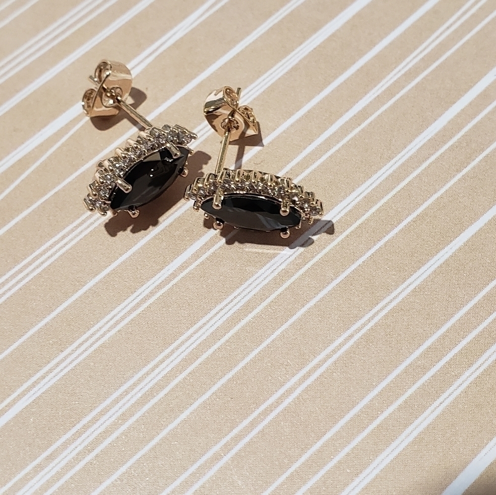 BLACK Cz teardrop earrings - Picture 2 of 4